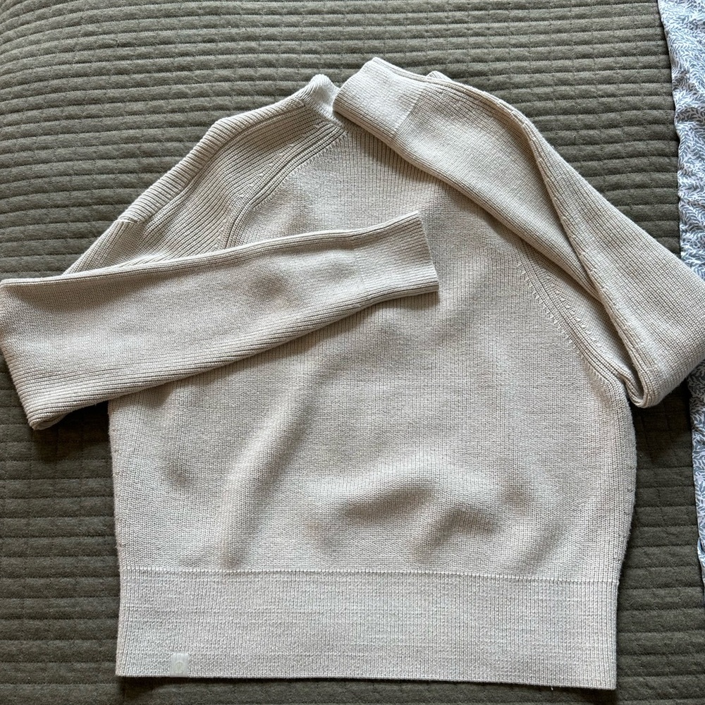 Lululemon Sweater - Picture 3 of 4